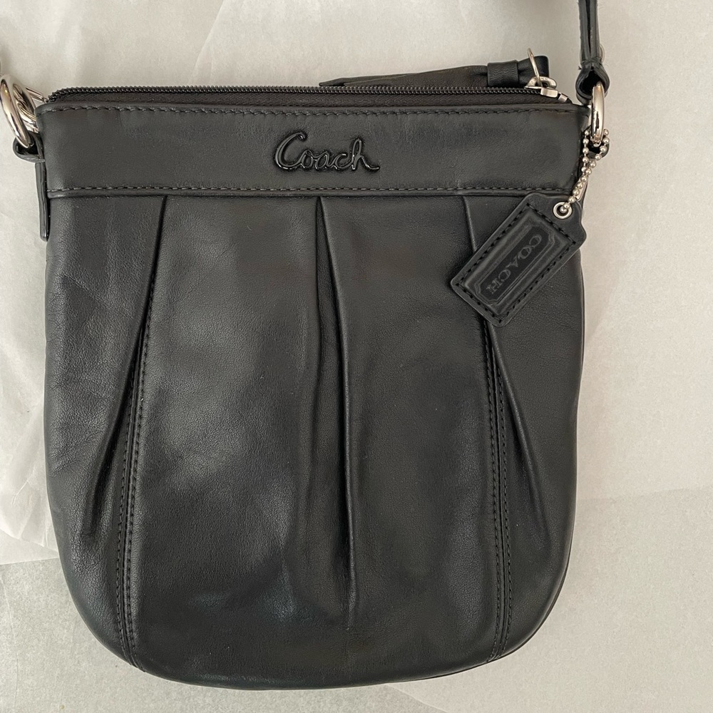 Authentic COACH Madison Leather Crossbody. Excellent condition.